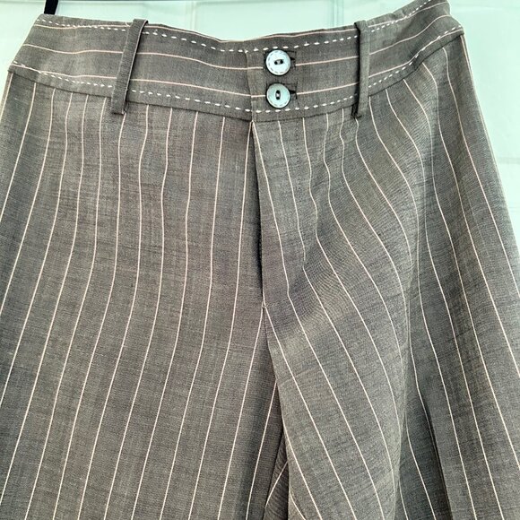 Grey and pink pinstripe pants - Picture 2 of 8